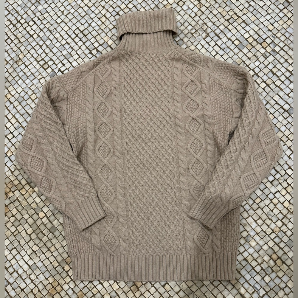 Aritzia Sunday Best Peggy Turtleneck Sweater